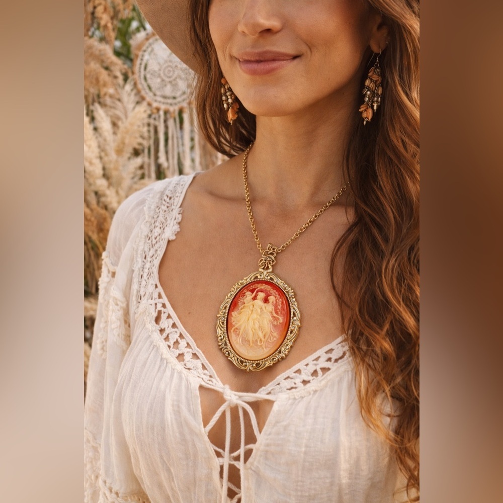 Vintage‎ Cameo Pendant Necklace – The Three Graces